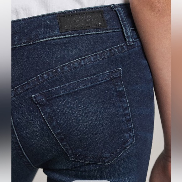 Ralph Lauren Aubrie Denim Legging
Girls size 8
LIGHTLY WORN
COLOR:Lucey Wash - Picture 8 of 15